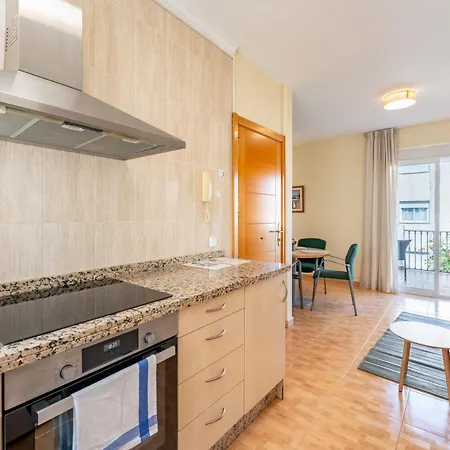 아파트 Boliches Rooftop Retreat • 1br Sleeps 3 - Pass The Keys *