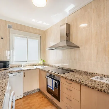 Boliches Rooftop Retreat • 1br Sleeps 3 - Pass The Keys Fuengirola