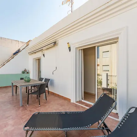 Boliches Rooftop Retreat • 1br Sleeps 3 - Pass The Keys 아파트