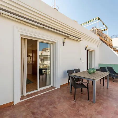 Boliches Rooftop Retreat • 1br Sleeps 3 - Pass The Keys